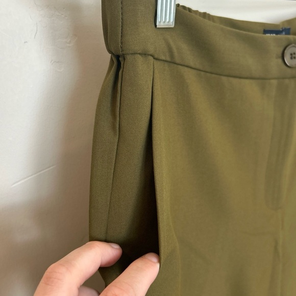 Women’s ASOS DESIGN Tailored Relaxed Straight Leg Trousers, Olive, 10 - Picture 3 of 7